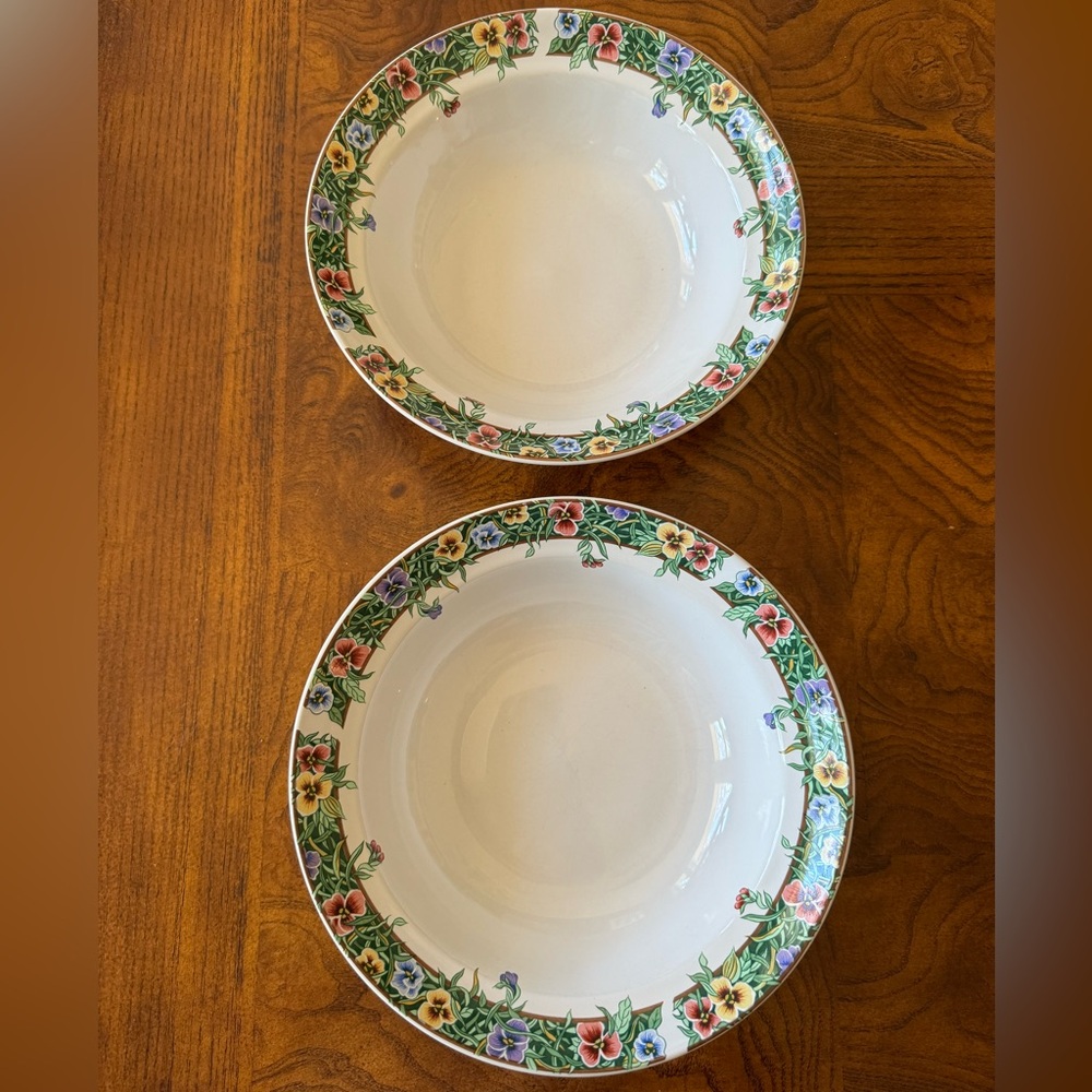 Velvet Faces International Tableworks 9” Vegetable Bowls